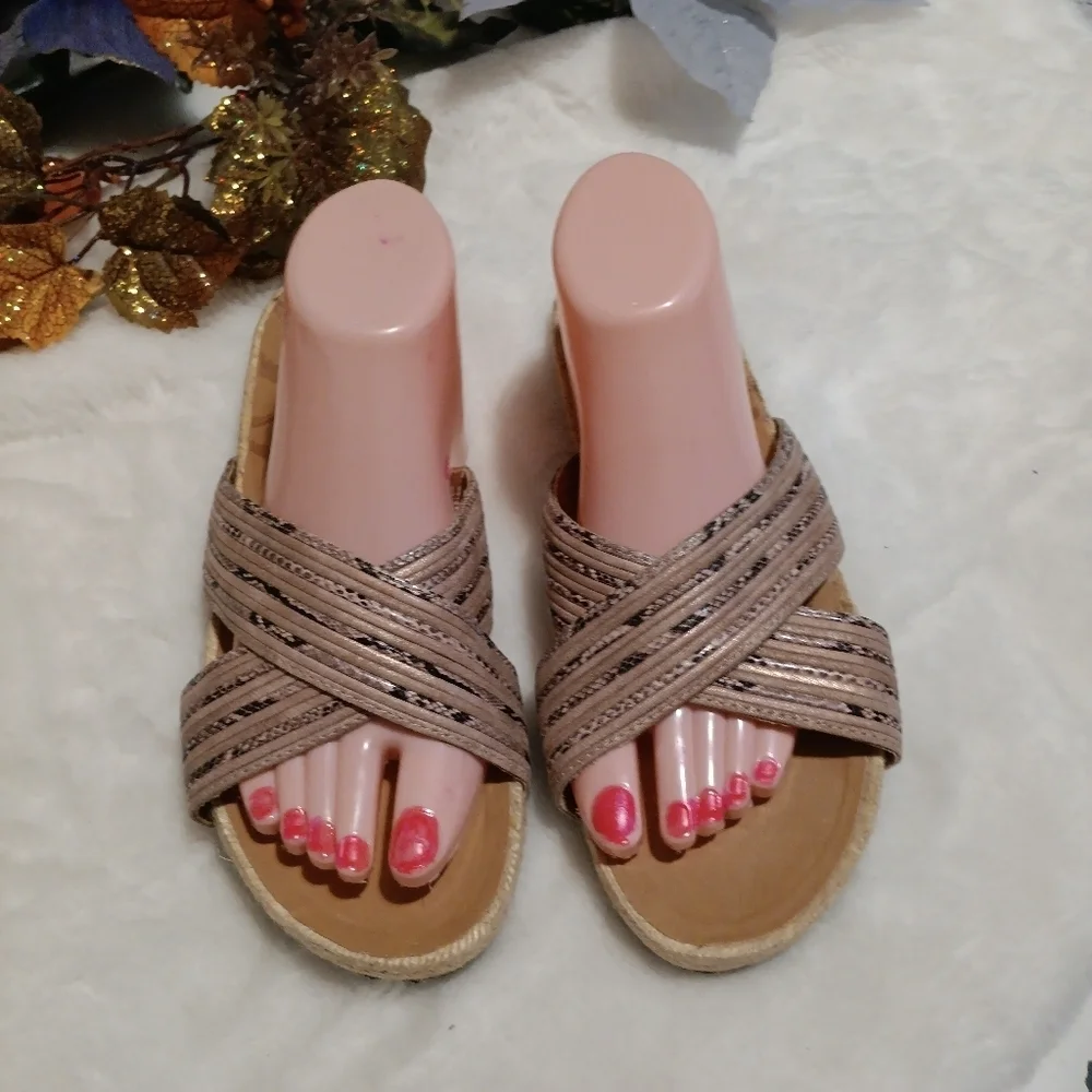 Blowfish sandals shoes for women size 10